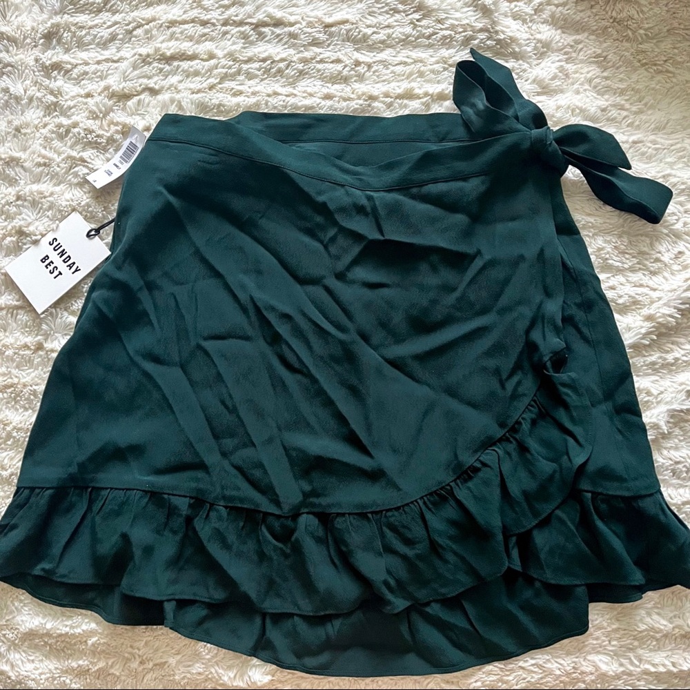 Aritzia wrap skirt